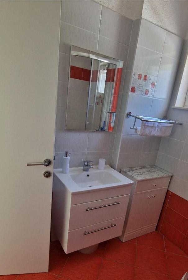 Apartments Stipe Rogoznica  Ngoại thất bức ảnh